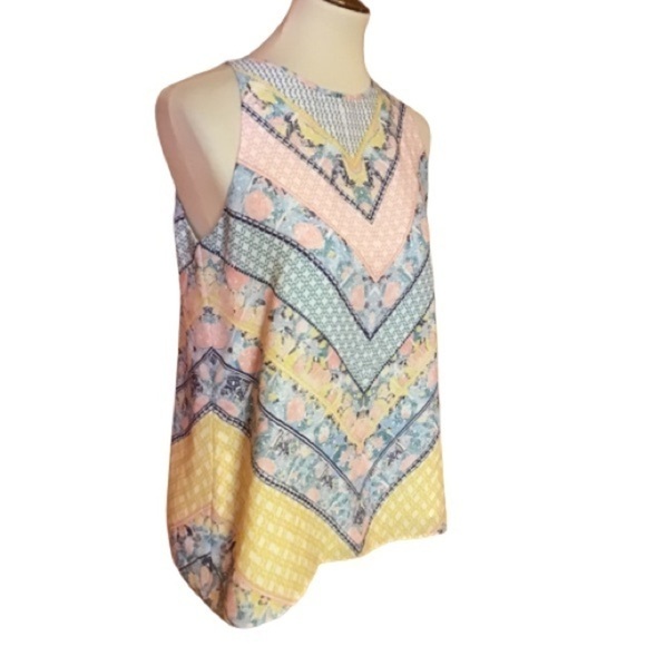 3 for 20 $ bundle Anthropologie pastel chevron dressy tank top - Picture 1 of 8
